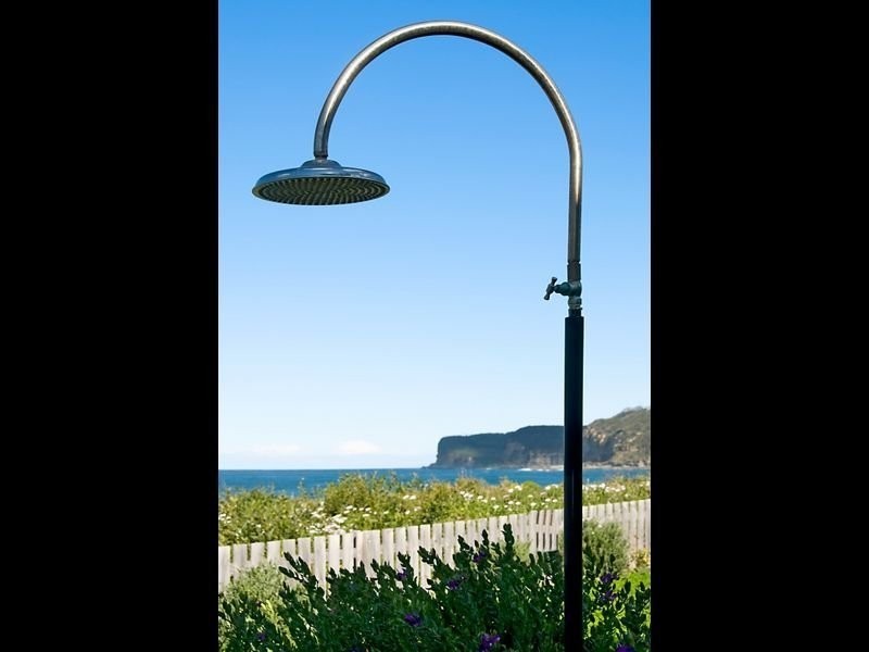 32 North Avoca Parade, North Avoca NSW 2260