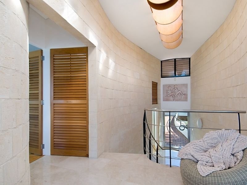 32 North Avoca Parade, North Avoca NSW 2260