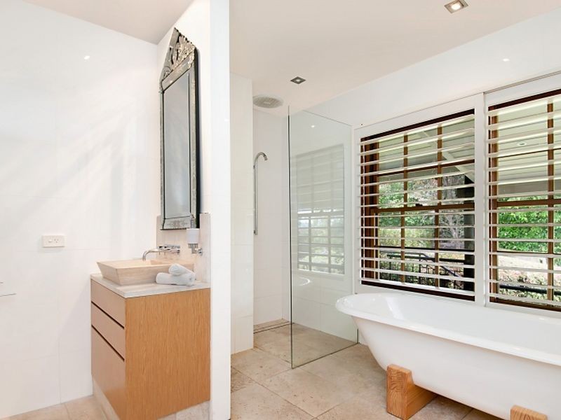 206 Oak Rd, Matcham NSW 2250