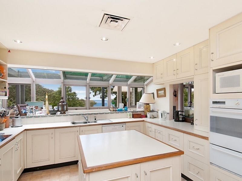 310 Scenic Hwy, Avoca Beach NSW 2251