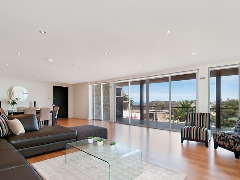 1/3 Hunter, Terrigal NSW 2260