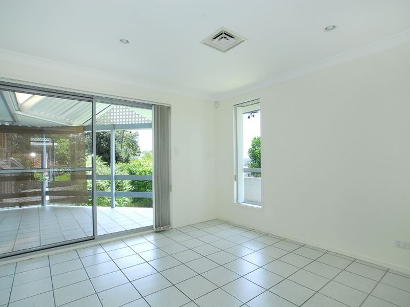 1/15 Charles Kay Drive, Terrigal NSW 2260