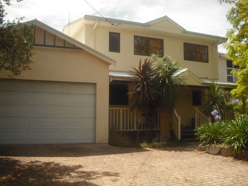 12 Mcgee Avenue, Wamberal NSW 2260