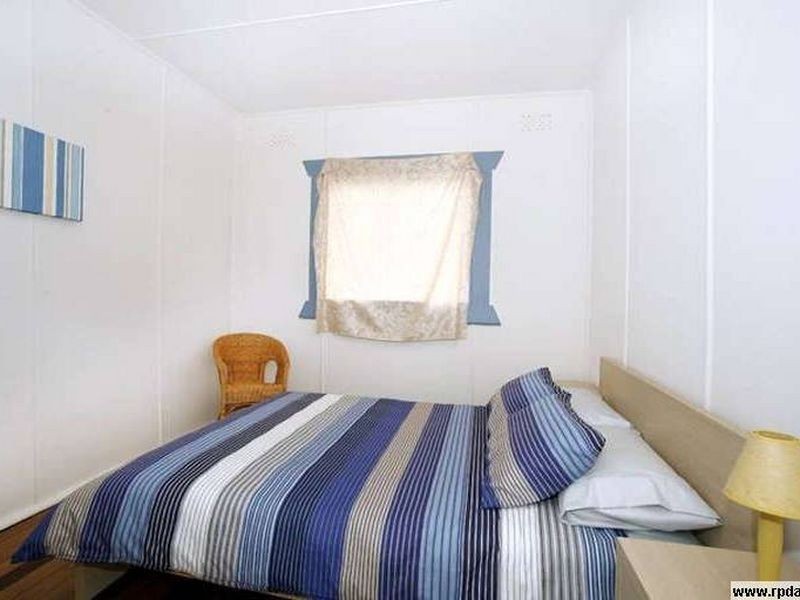 6 Moorah Avenue, Blue Bay NSW 2261