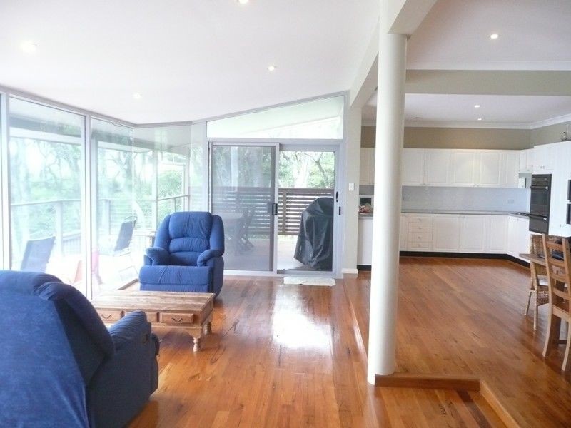 8 Bald Avenue, Norah Head NSW 2263