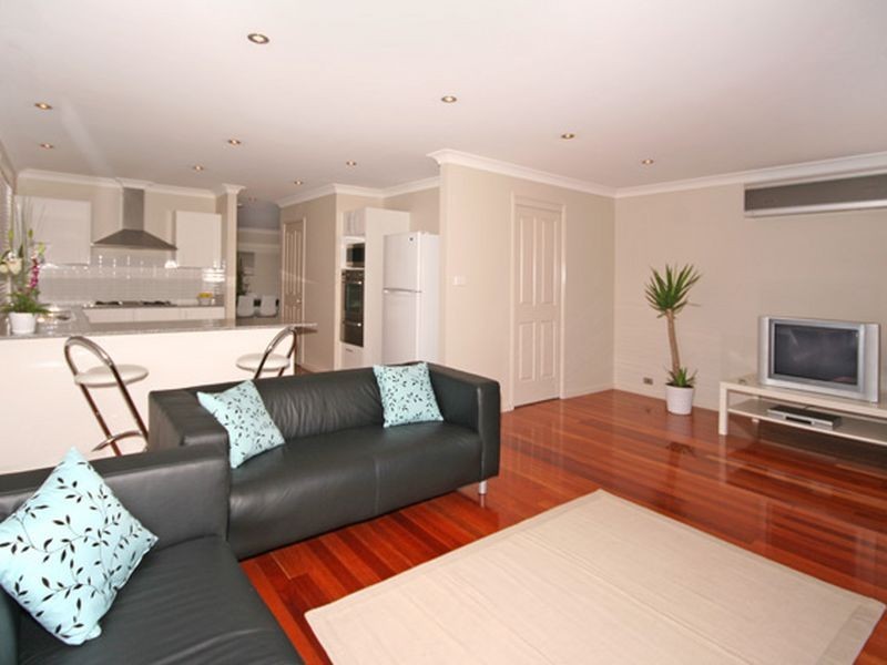 2/23 Ena Street, Terrigal NSW 2260