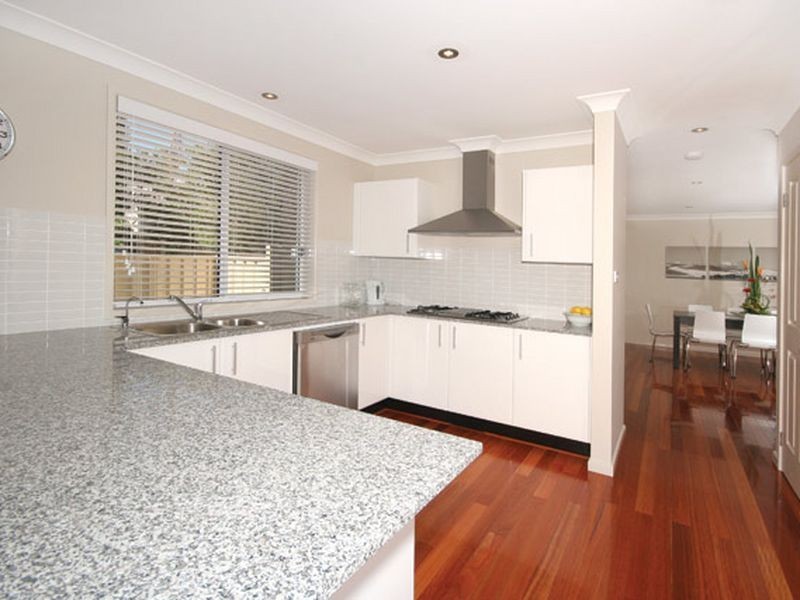 2/23 Ena Street, Terrigal NSW 2260