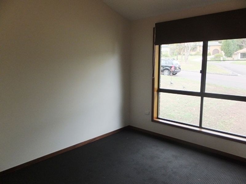 1 Parklands Close, Bateau Bay NSW 2261