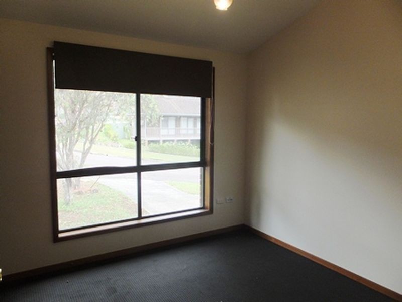 1 Parklands Close, Bateau Bay NSW 2261