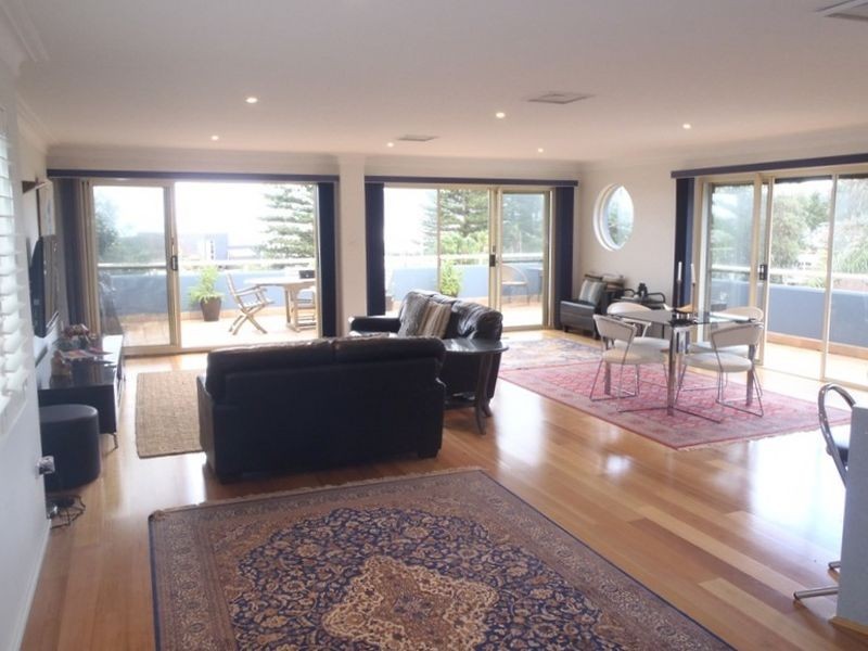 12/21-23 North Avoca Parade, North Avoca NSW 2260