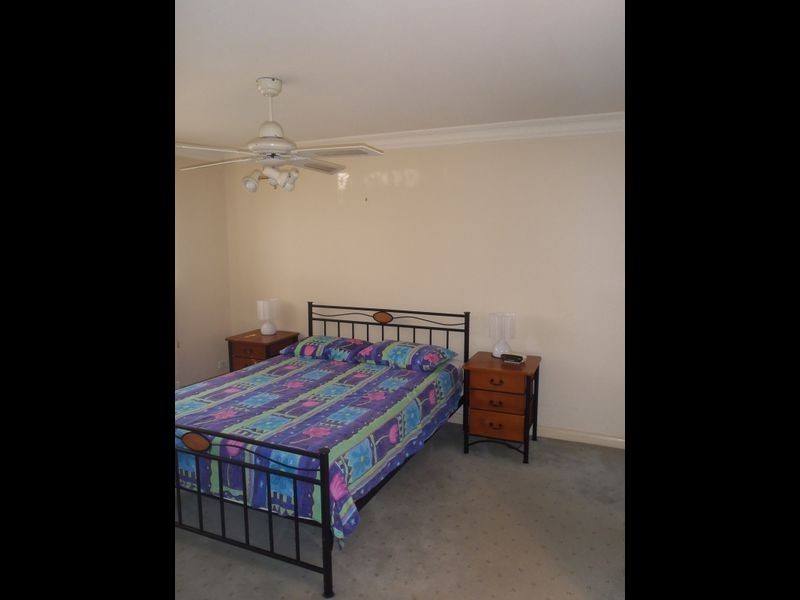 2/10 Campbell Crescent, Terrigal NSW 2260