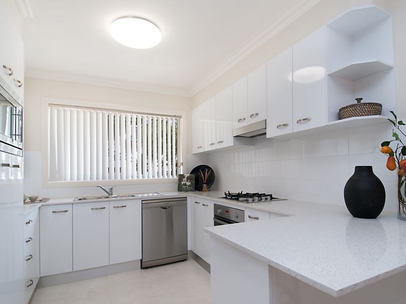 4/12 Jennie Cox Close, Erina NSW 2250