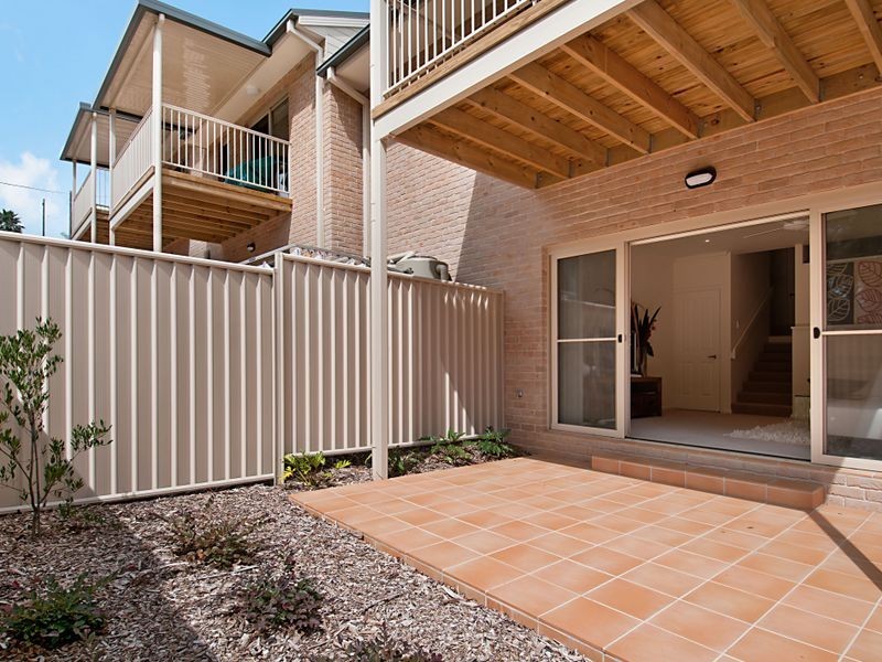 4/12 Jennie Cox Close, Erina NSW 2250