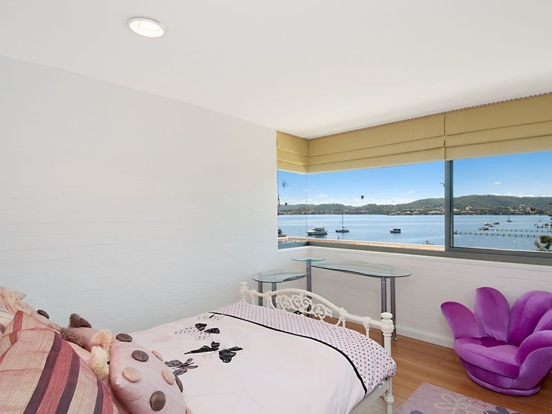 297D Avoca Drive, Green Point NSW 2251