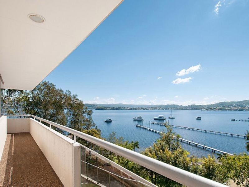 297D Avoca Drive, Green Point NSW 2251