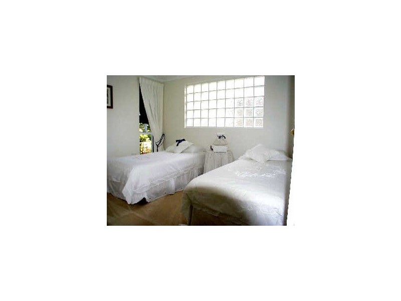 1/4 Whiting Avenue, Terrigal NSW 2260