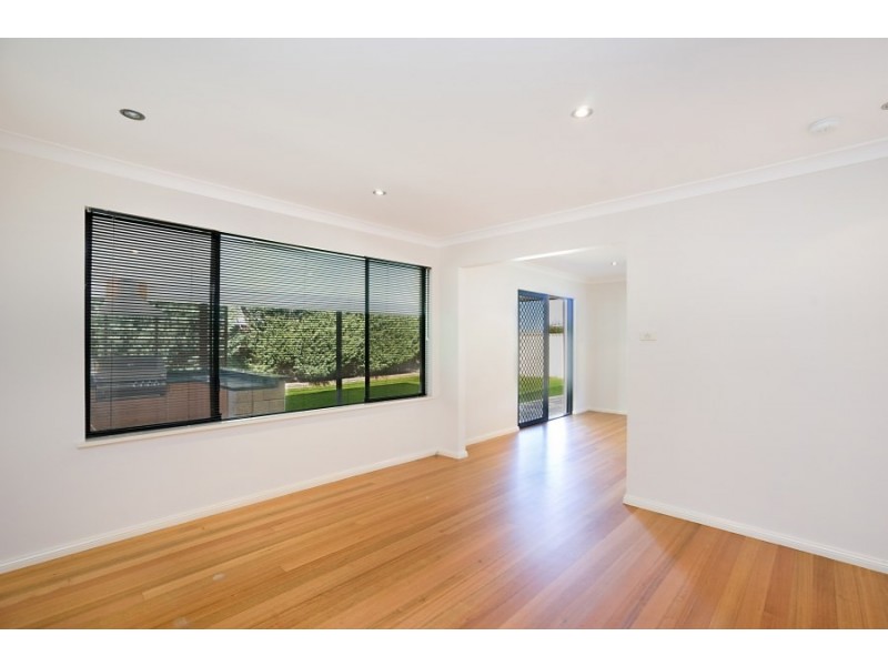 21 Barooga Road, Wamberal NSW 2260