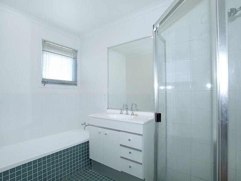 8 Warrambool Road, Wamberal NSW 2260