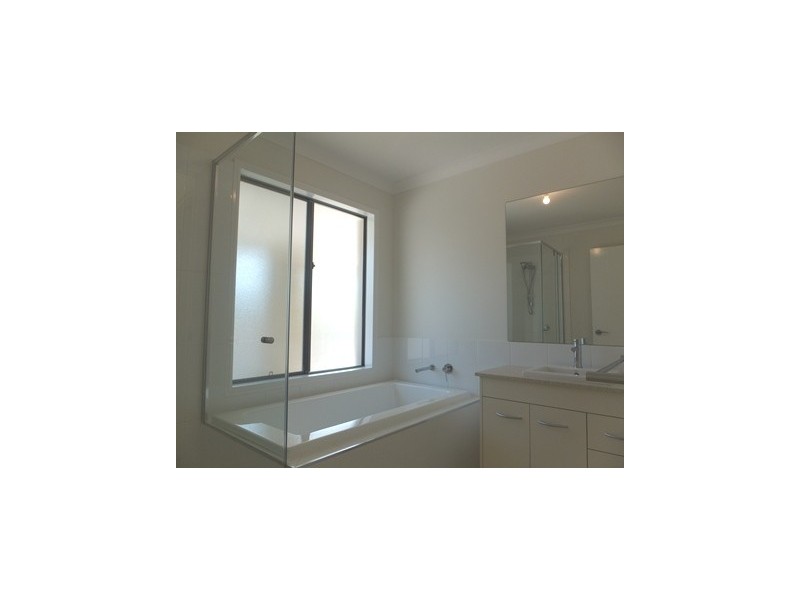 4 Geoffrey Road, Chittaway Point NSW 2261