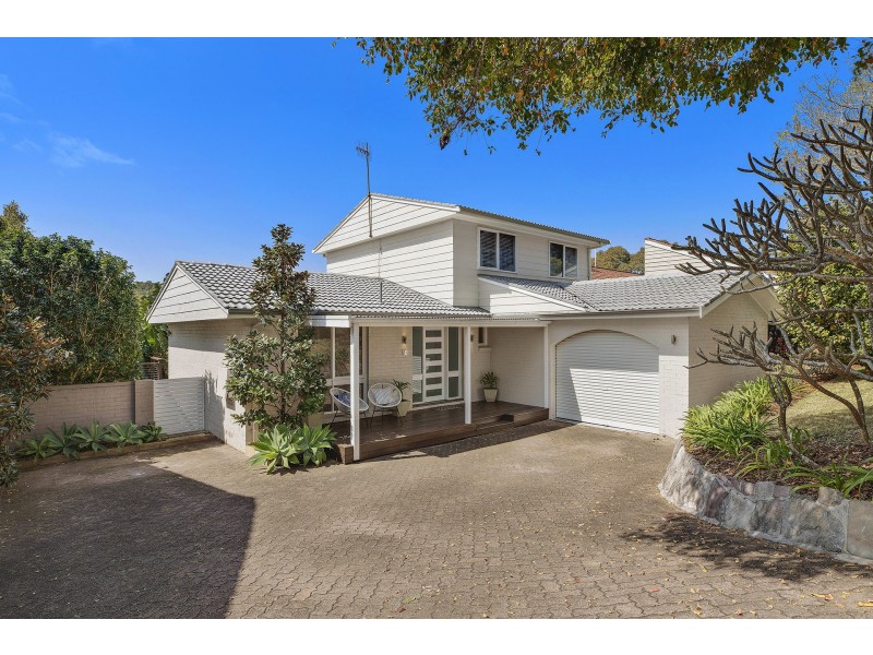 10 Charles Kay Drive, Terrigal NSW 2260