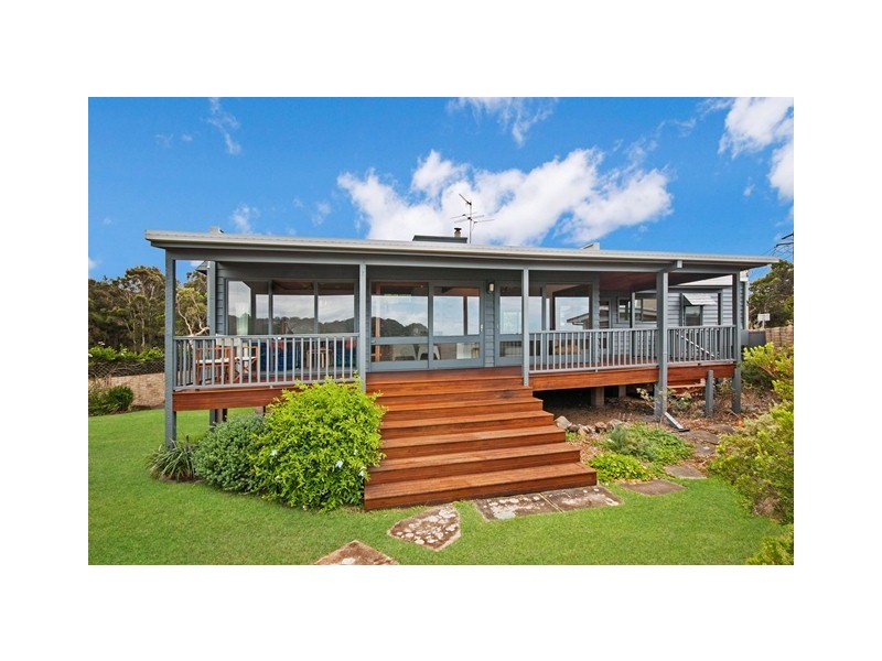 20 Bareena Avenue, North Avoca NSW 2260