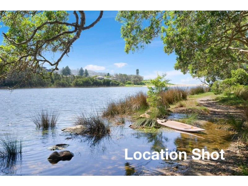 55 Lakeside Drive, Macmasters Beach NSW 2251