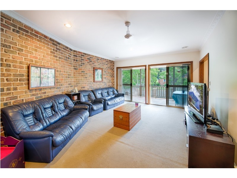 25 Stratford Park Drive, Terrigal NSW 2260