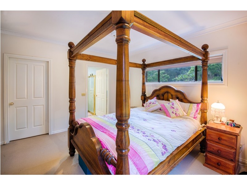 25 Stratford Park Drive, Terrigal NSW 2260