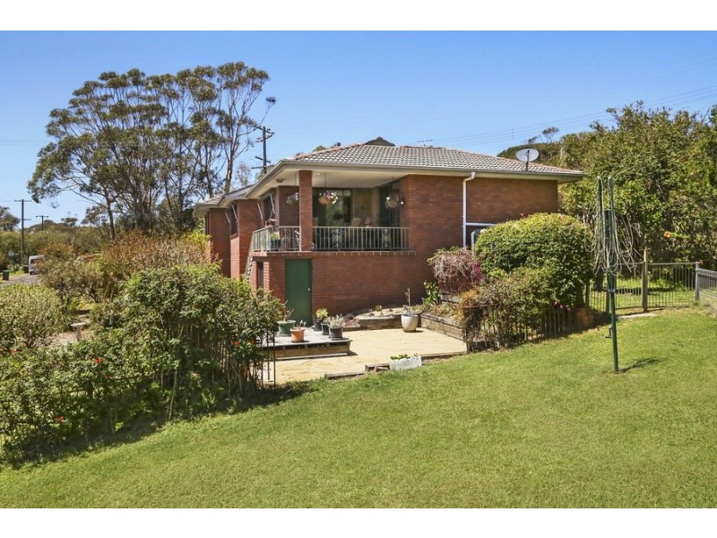 36 Beachview Esplanade, Macmasters Beach NSW 2251