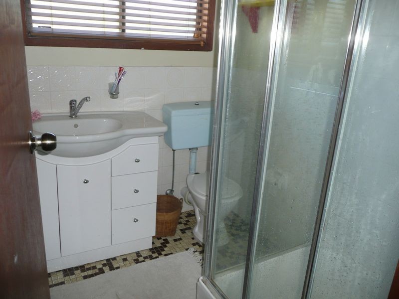 19 Girraween Avenue, Erina NSW 2250