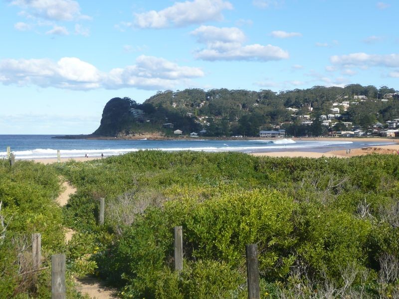 3/10 Bareena Avenue, North Avoca NSW 2260