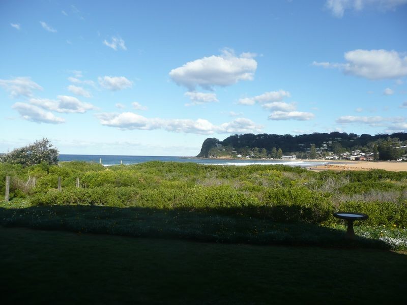 3/10 Bareena Avenue, North Avoca NSW 2260