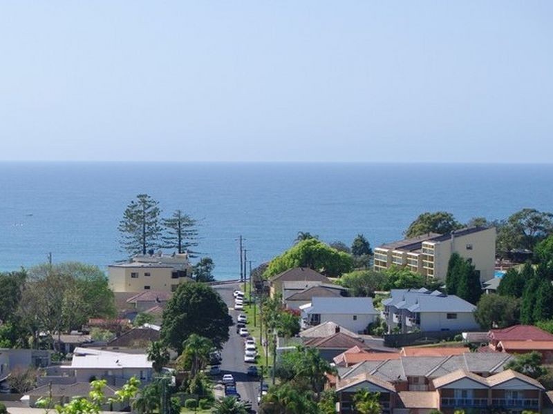 11 Cottee Crescent, Terrigal NSW 2260