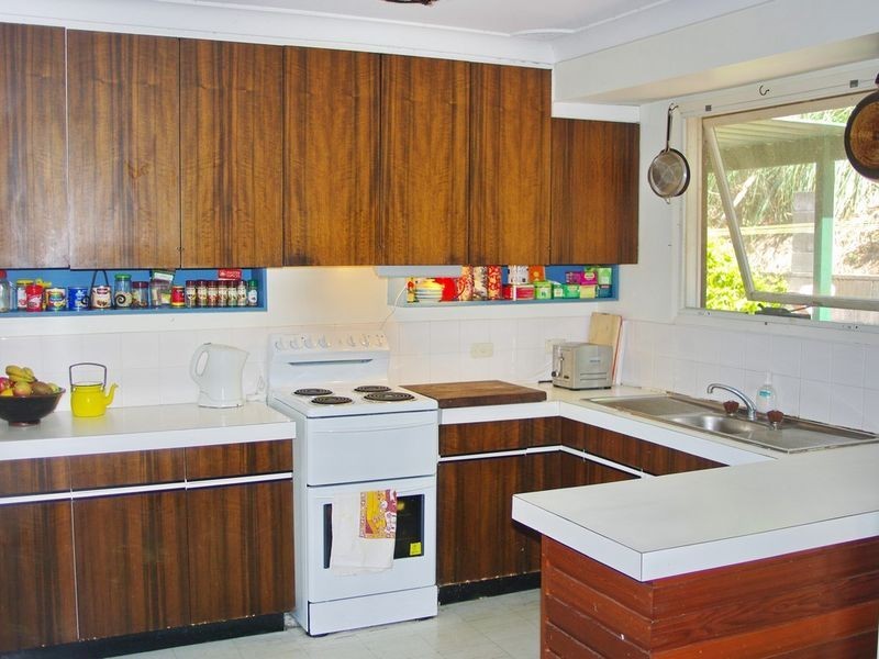 11 Cottee Crescent, Terrigal NSW 2260