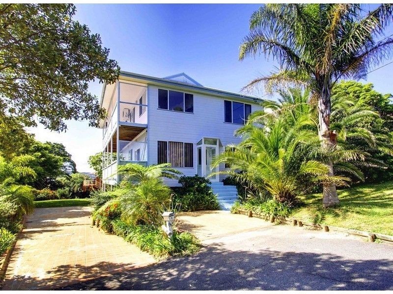 2/6 Tiarri Crescent, Terrigal NSW 2260