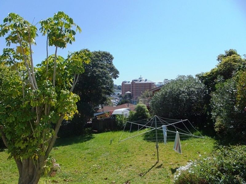 2/6 Tiarri Crescent, Terrigal NSW 2260
