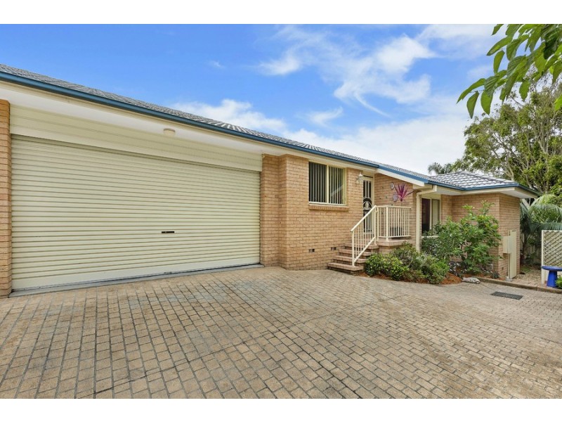 2/1 Mossman Avenue, Bateau Bay NSW 2261