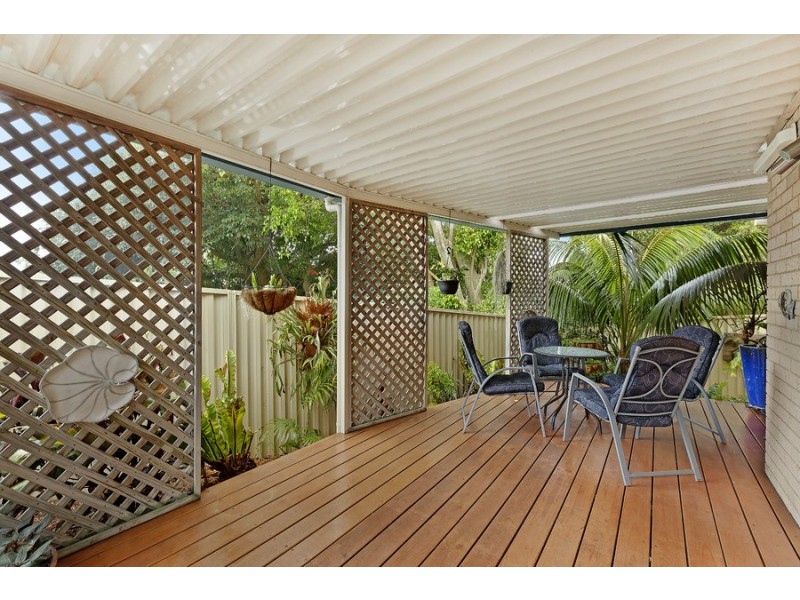 2/1 Mossman Avenue, Bateau Bay NSW 2261