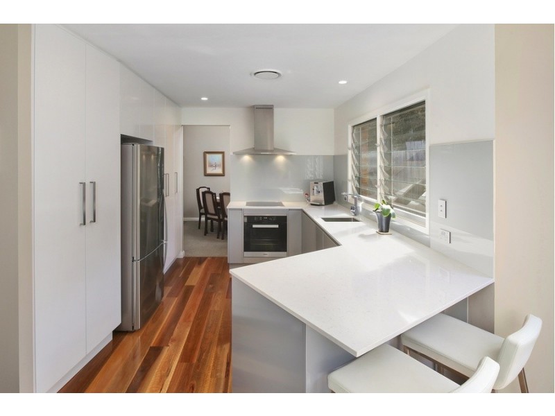 16 Sundowner Avenue, Kincumber NSW 2251