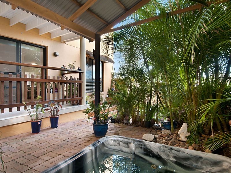 2/68 Havenview Rd, Terrigal NSW 2260