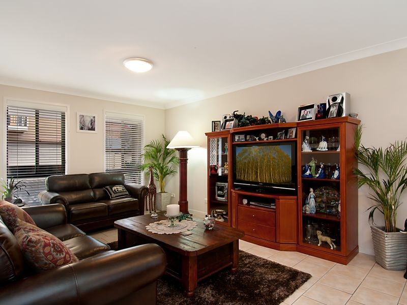 2/68 Havenview Rd, Terrigal NSW 2260