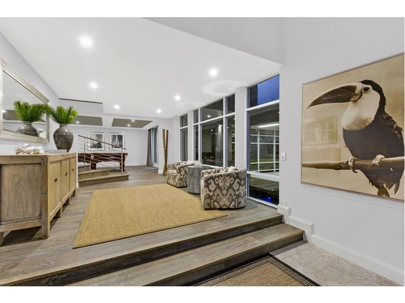 10-12 Ocean View Drive, Wamberal NSW 2260