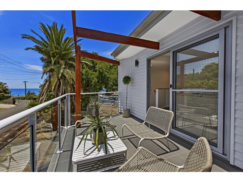 1 & 2/18 Painters Lane, Terrigal NSW 2260