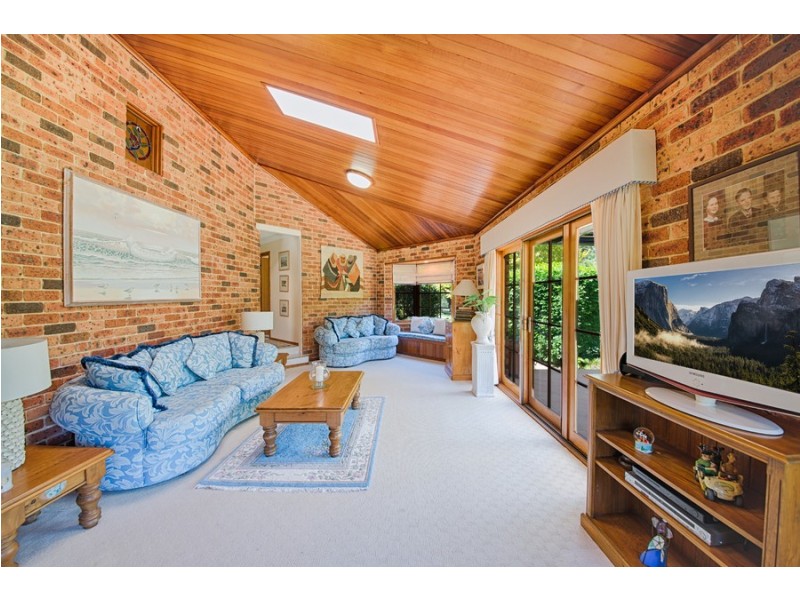 498 Tumbi Road, Wamberal NSW 2260