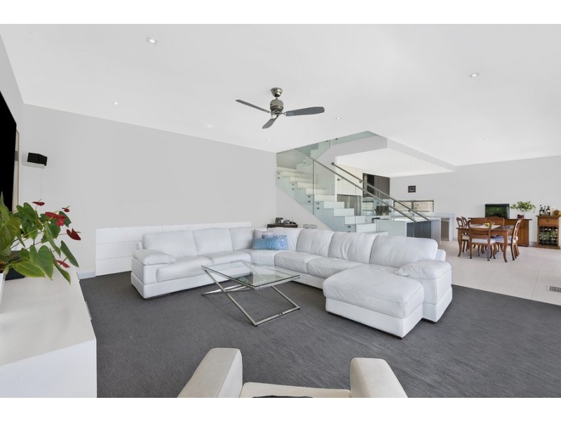 32 Reads Road, Wamberal NSW 2260