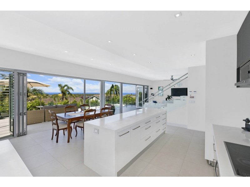 32 Reads Road, Wamberal NSW 2260