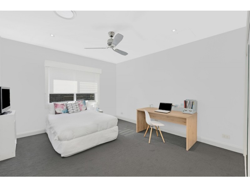 32 Reads Road, Wamberal NSW 2260
