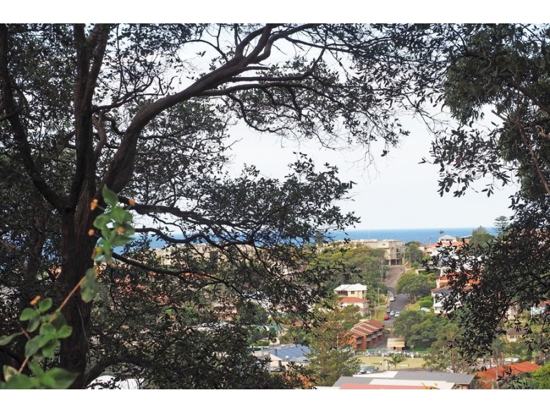 33 Kurrawyba Avenue, Terrigal NSW 2260
