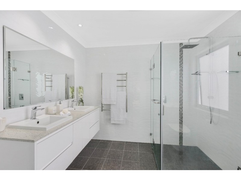 56 Old Gosford Road, Wamberal NSW 2260