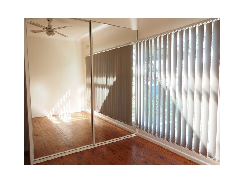23 Hume Boulevard, Killarney Vale NSW 2261